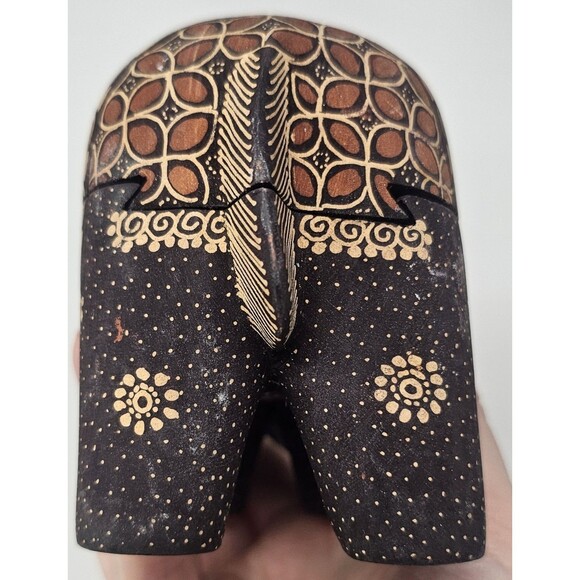 Javanese Batik Balsa Hand Painted Wood Elephant Trinket Box 7"x4" Indonesia - Picture 7 of 11